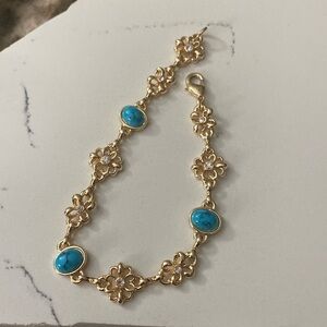 Turquoise and gold bracelet